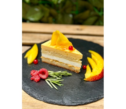 Mousse de mango cu ciocolata alba
