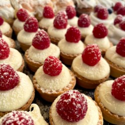 Mini Tarte Cu Ciocolata Alba
