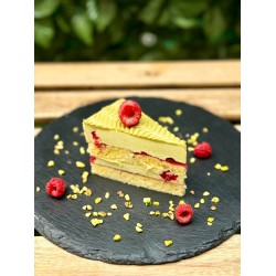 Mousse de fistic cu fructe